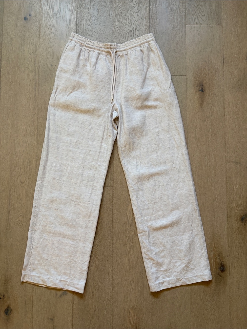 Aritzia Wide Leg Pants in Light Beige
